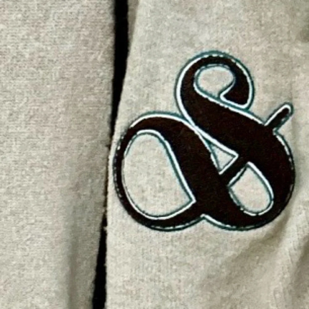 Scotch & soda unisex jersey sweater, new, tan with black strips and black logo. - Picture 3 of 12